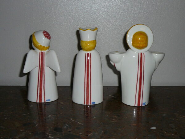 3 Aluminia/Royal Copenhagen Julefigurer i Rød og gul - Image 5