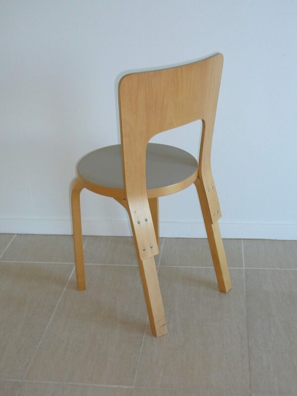 Spisebordsstole Alvar Alto model 66 - Image 2