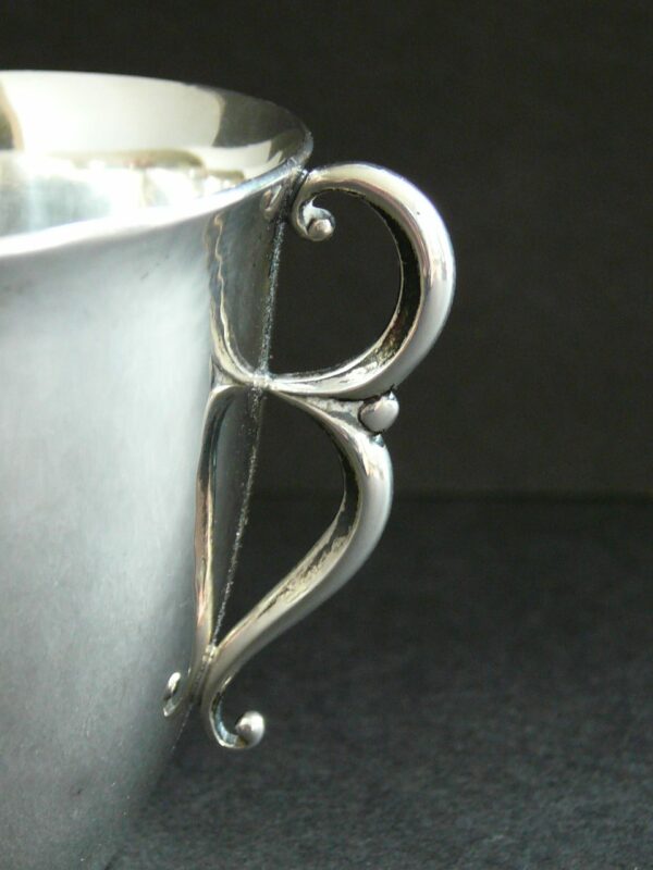 Barnekop med hanke Georg Jensen 373A Sterling Sølv - Image 2