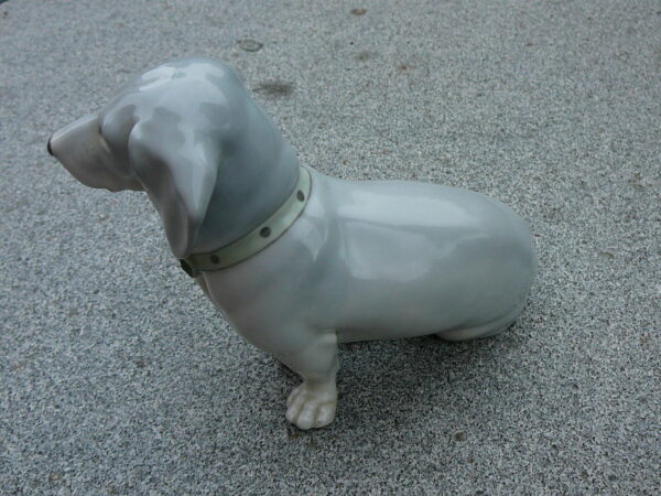 Tysk figur af gravhund F. Pfeffer - Image 5