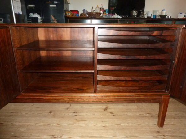 Lav skænk palisander Rosewood 'Rungstedlund' Ole Wanscher - Image 3