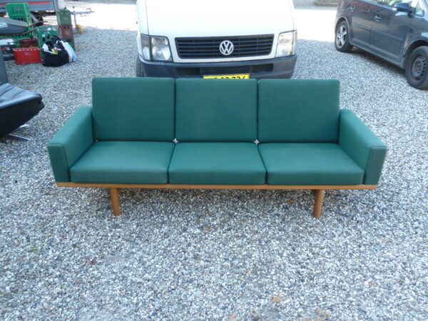 Hans J. Wegner sofa GE236 Eg - Image 2