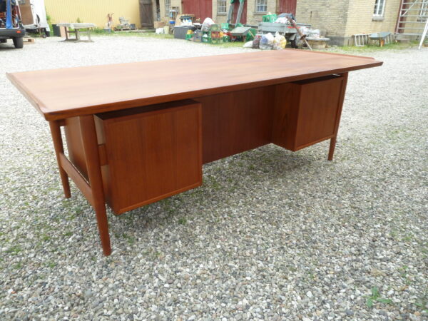 Arne Vodder Skrivebord i teak model 207 produceret hos Sibast - Image 3
