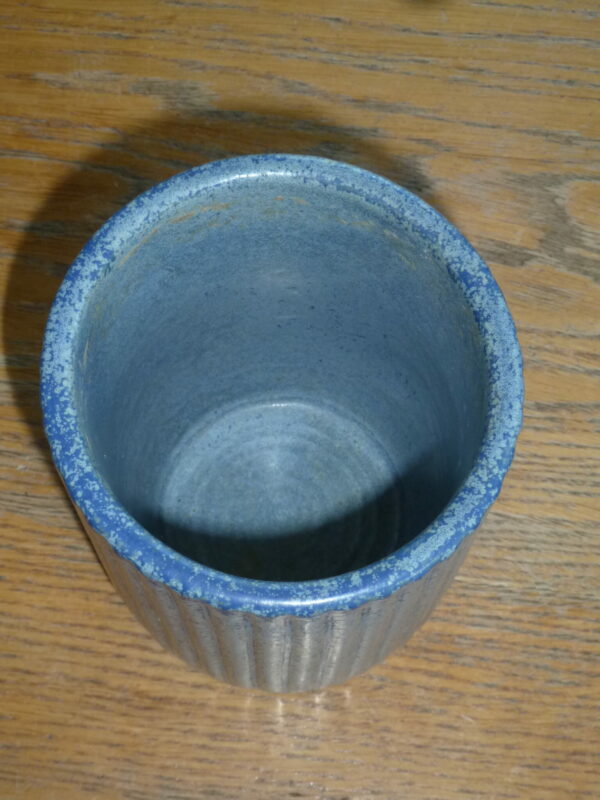 Cylindrisk riflet vase L Hjorth - Image 4