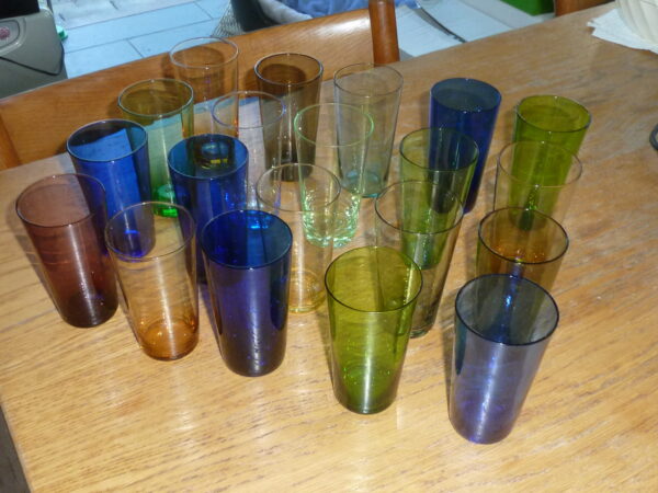 20 stk kulørte sodavandsglas model 294 Holmegaard (lot 2)