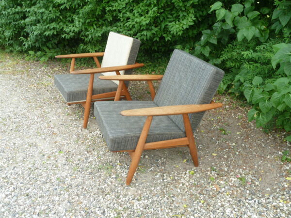 Hans J. Wegner et par vintage lænestole i eg GE240 Cigaren - Image 2