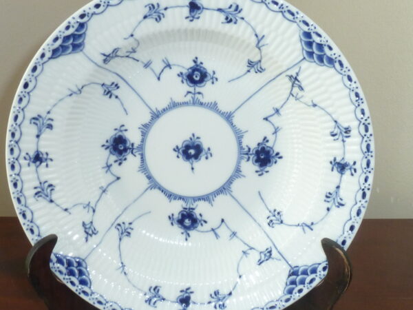 Royal Copenhagen musselmalet halvblonde lille dyb tallerken 1-566 - Image 2