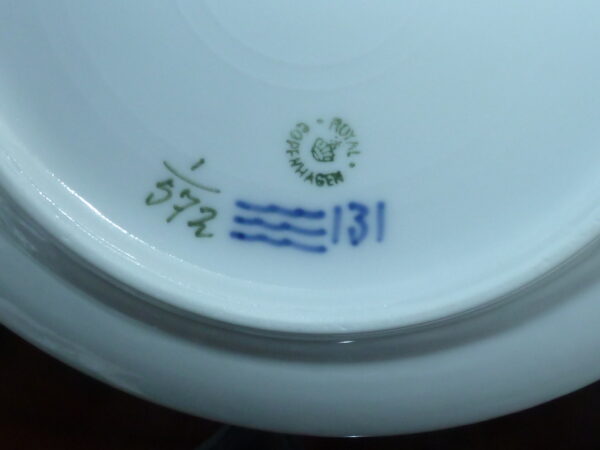 Royal Copenhagen musselmalet halvblonde frokost tallerken 1-572 - Image 3