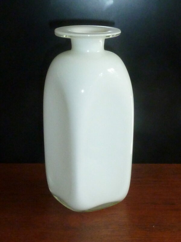 Carnaby vase Per Lütken Kunstglas opal - Image 4