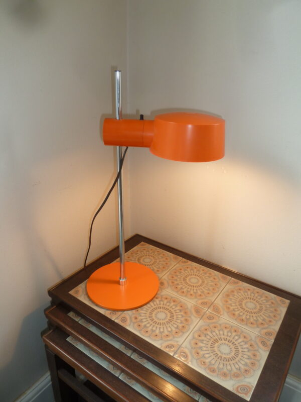 Orange vintage bordlampe Sven Middeboe for Nordisk Solar Company