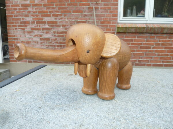 Tidlig Kay Bojesen Elefant i patineret eg - Image 7