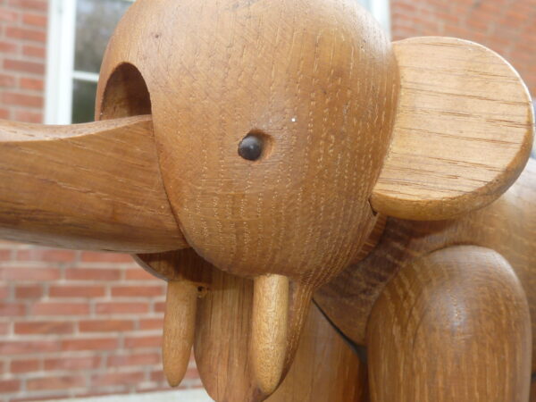 Tidlig Kay Bojesen Elefant i patineret eg - Image 5